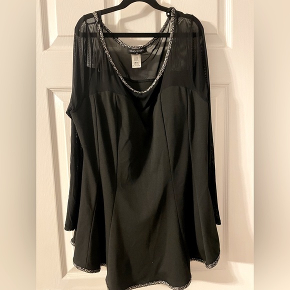 Sheer Sleeve Peplum Fashion To Figure Shirt - Picture 1 of 3